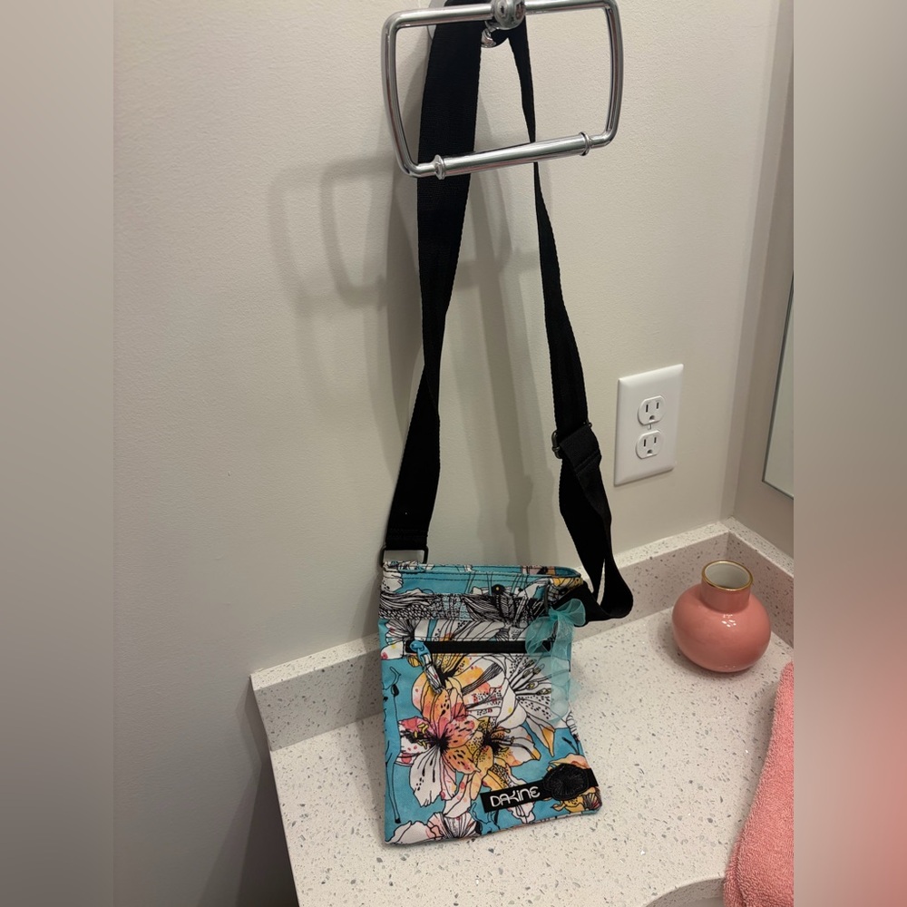 “Dakine” Teal Floral Crossbody Bag with Black Strap